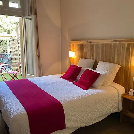 Logis De France & Restaurant Отель