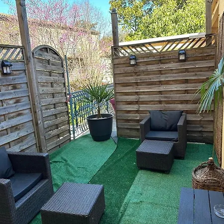 Logis De France & Restaurant Отель Памье