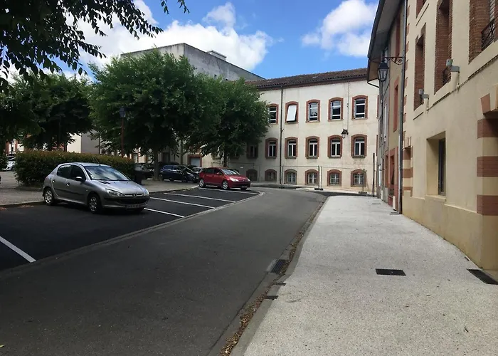 Otel Logis De France & Restaurant Pamiers