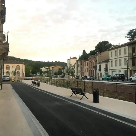 Logis De France & Restaurant 3* פאמייר