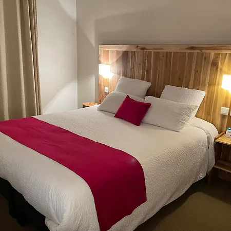 Logis De France & Restaurant Отель Памье