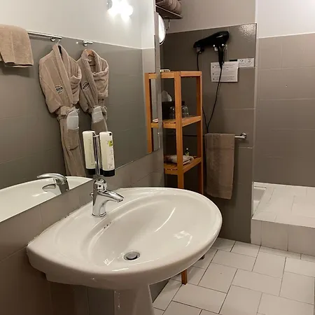 Отель Logis De France & Restaurant Памье