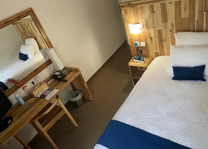 Hotel Logis De France & Restaurant 3*