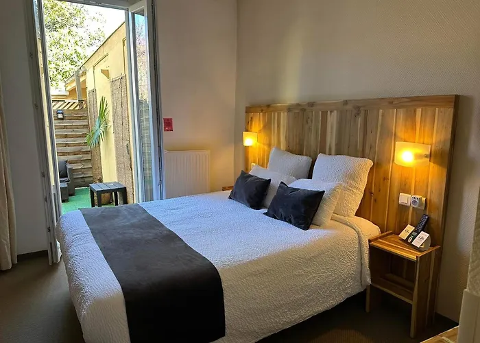 Logis De France & Restaurant Hotel 3*